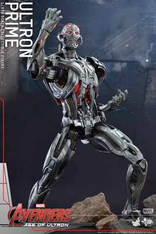 Illustration for article titled This Intricate Figure Is Our Best Look Yet At Ultron From Avengers: AOU